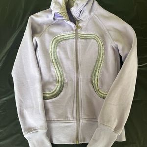 Lululemon zip up sweater size 4